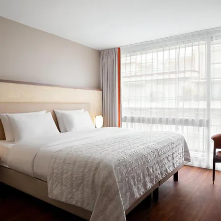 Le Meridien 4*