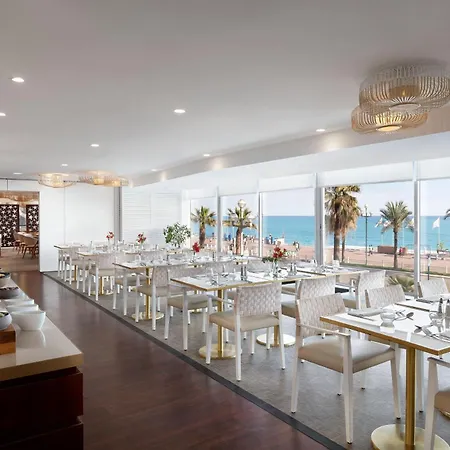 Le Meridien Otel 4*