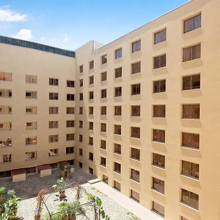 Le Meridien Hotel