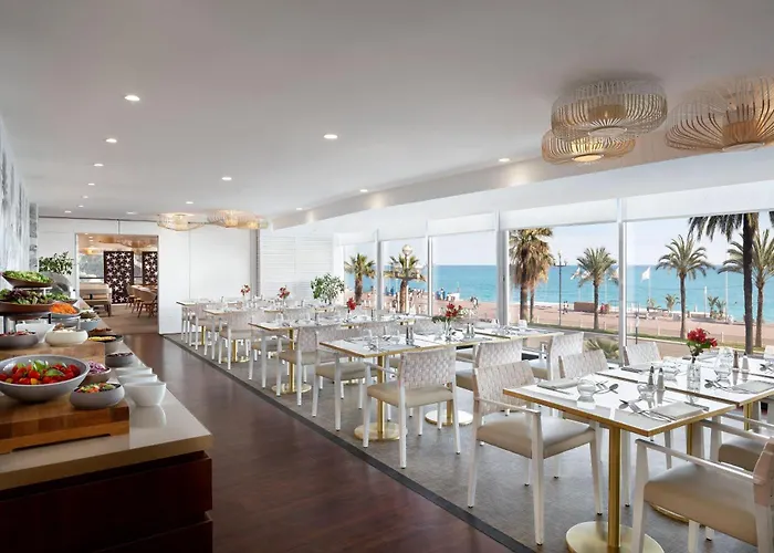 Le Meridien מלון 4*