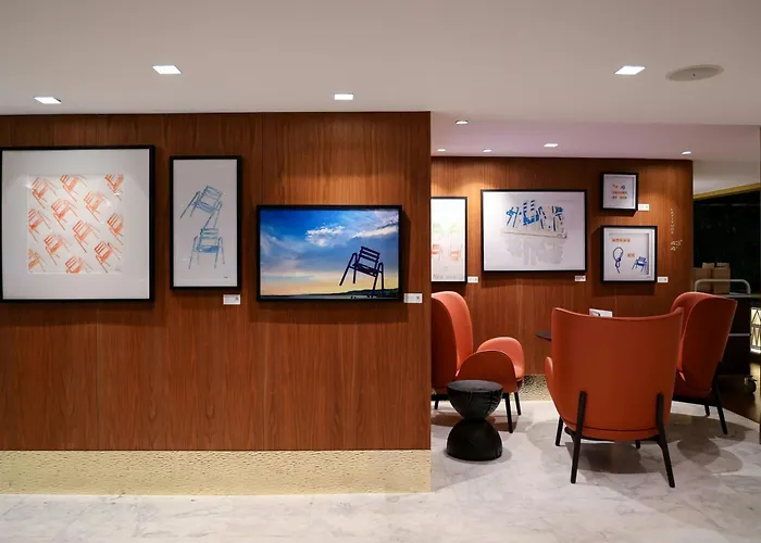 Le Meridien מלון 4*