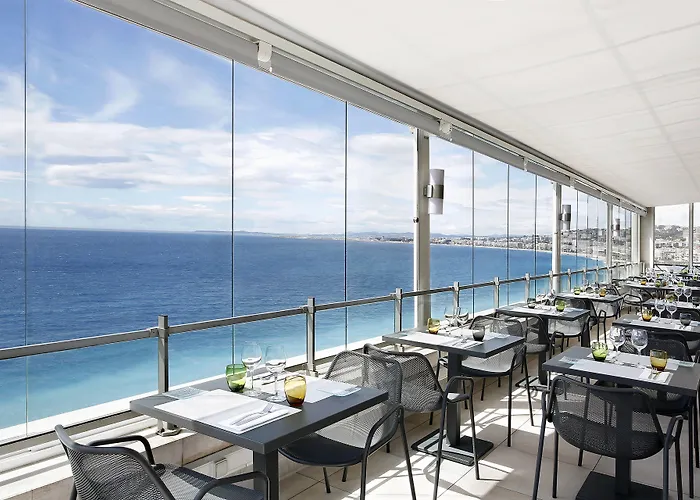 Le Meridien מלון