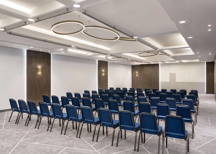 Le Meridien מלון