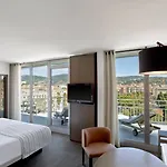 מלון Le Meridien 4*